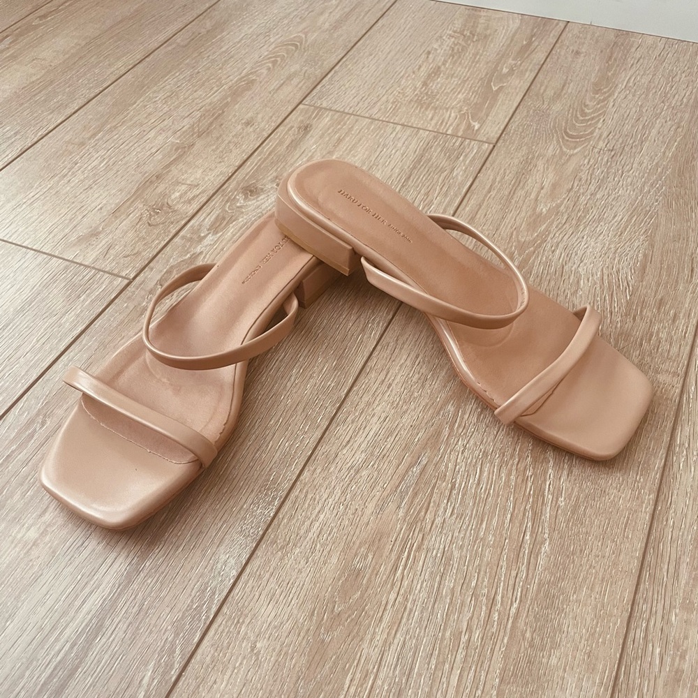 New Nude Leather sandals